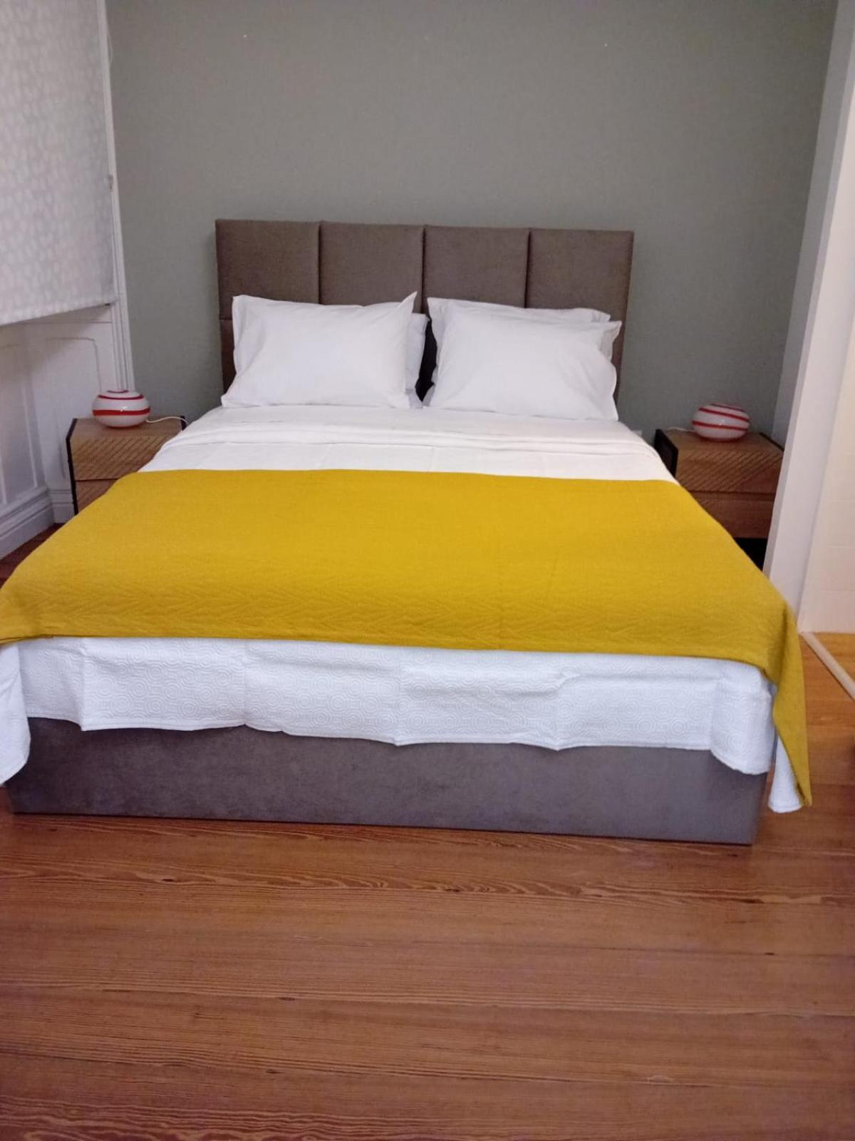 In53 Guest House ปอนตาเดลกาดา ภายนอก รูปภาพ